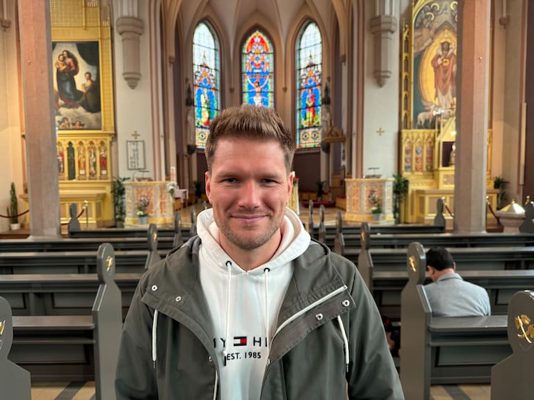 Sommerserie debatt: Simon Stisen i St. Olavs kirke