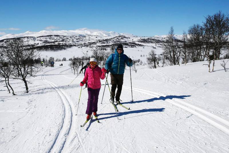 Påska er nordmenns lengste frihelg, to heilagdagar før helg og ein dag etter. Mange brukar dagane på ski.