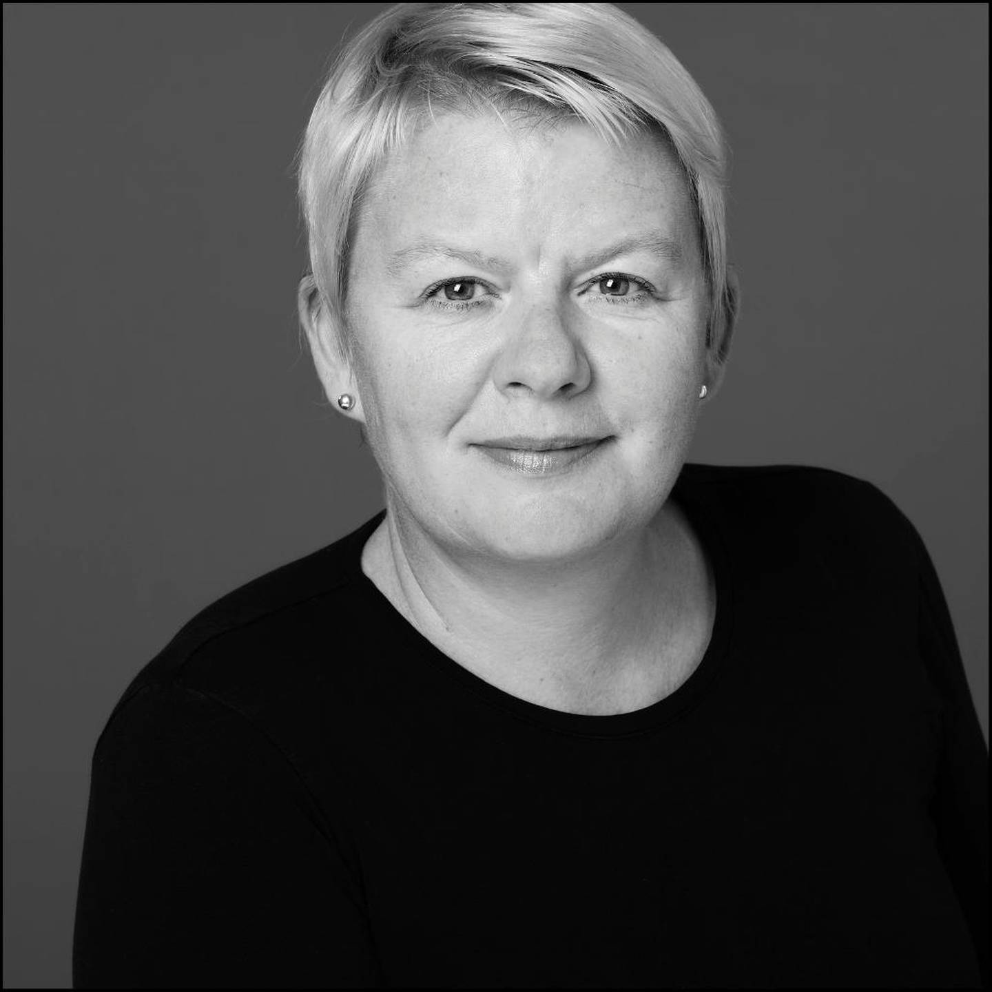– Tidsskrifter handler også om å kunne sitte stille og rolig, og bli ­opplyst, sier Bente Riise, redaktør i Norsk Tidsskriftforening.
