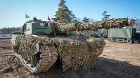 Norge gir stridsvogner til Ukraina