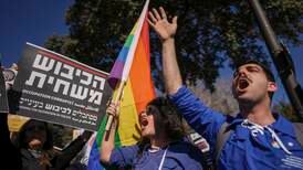 Tusenvis protesterer mot Netanyahus nye regjering