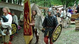 «Vikinger» plages av nynazister