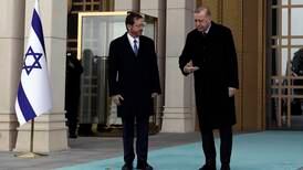 Israel og Tyrkia enige om å gjenoppbygge forholdet