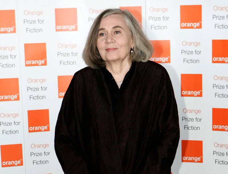 FILE - In this June 3, 2009 file photo, author Marilynne Robinson poses for the photographers prior to the ceremony for the 2009 Orange Book prize for fiction in London's Royal Festival Hall. Robinson, cartoonist Roz Chast and former U.S. poet laureate Louise Glueck are among this year?s finalists for the National Book Awards. Robinson was cited for ?Lila,? the third of an Iowa-based trilogy that began with her Pulitzer Prize-winning ?Gilead.? Winners will be announced at a Nov. 19 ceremony in Manhattan. (AP Photo/Lefteris Pitarakis, File) / TT / kod 436
