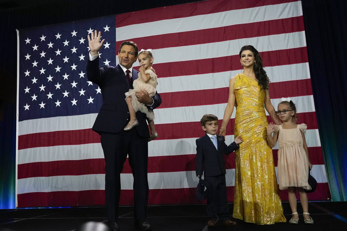 Den nye førstefamilien? Floridas guvernør Ron DeSantis er den nye lederen i Det republikanske partiet, slår Fox News fast. Foto: Rebecca Blackwell / AP / NTB