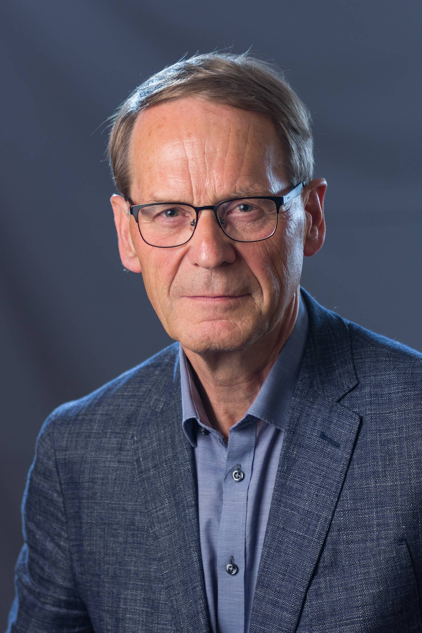 Knut Lundby. Professor emeritus ved Institutt for medier og kommunikasjon, UiO.