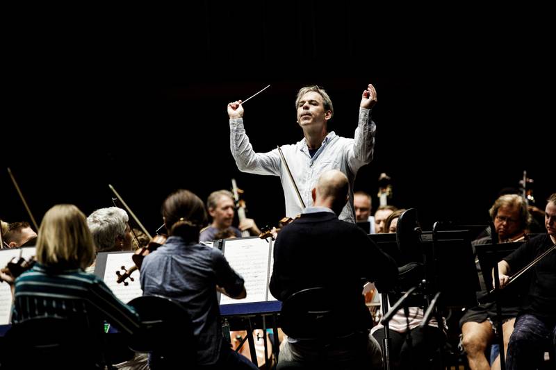 Filharmonien fyller 100 år, her dirgert av Vasily Petrenko i Oslo Konserthus.