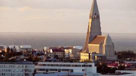 Island tillater hån av religion