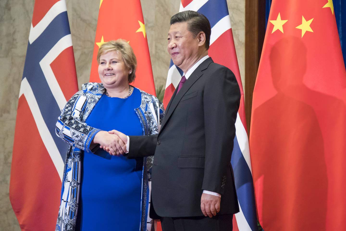 Solberg har vært på offisielt besøk til Kina der gjenopptakelse av politisk og økonomisk samarbeid med Kina er hovedformålet med besøket Foto: Heiko