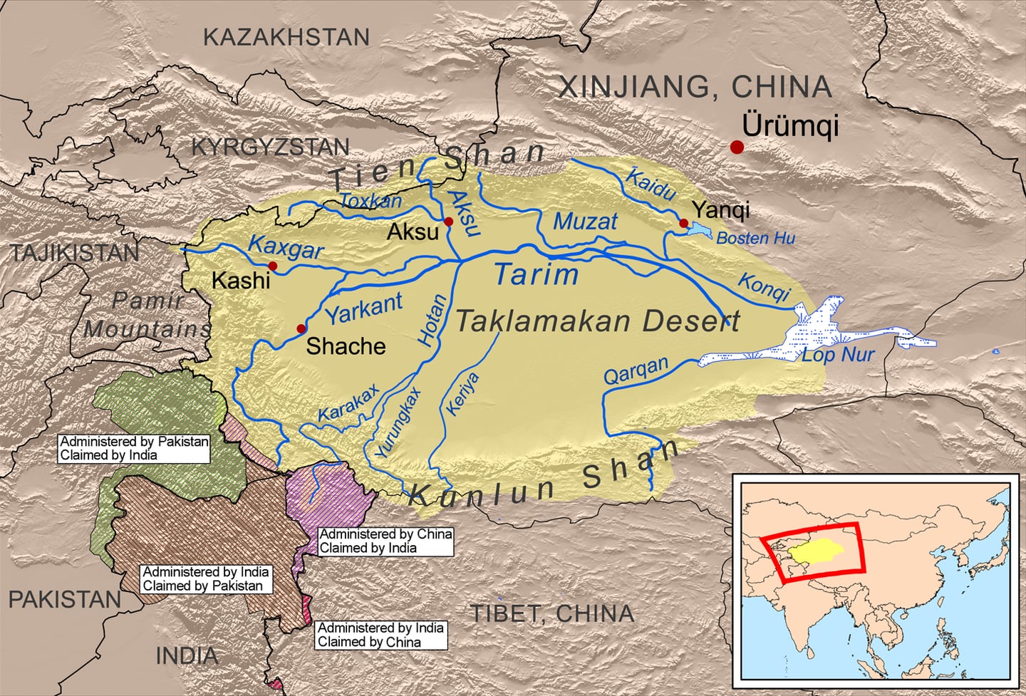 Taklamakanørkenen med dagens politiske grenser. Turfan ligger sørvest for Ürümqi, som er dagens provinshovedstad i Xinjiang.