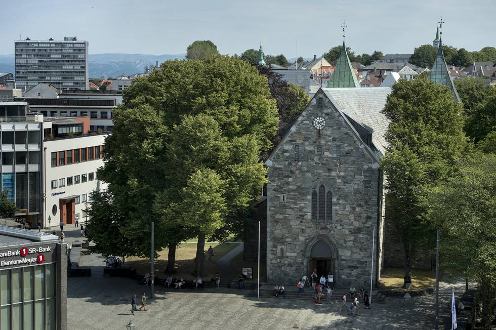 Stavanger  20180726.
Stavanger domkirke er fra 1100-tallet og er det eldste stående domkirkebygg i Norge.
Foto: Carina Johansen / NTB